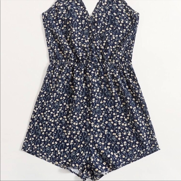 New wrap ditsy floral cami Romper - Picture 3 of 5
